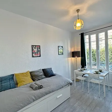 Apartment Cosy Near La Defense Paris Tranports Free Parking *